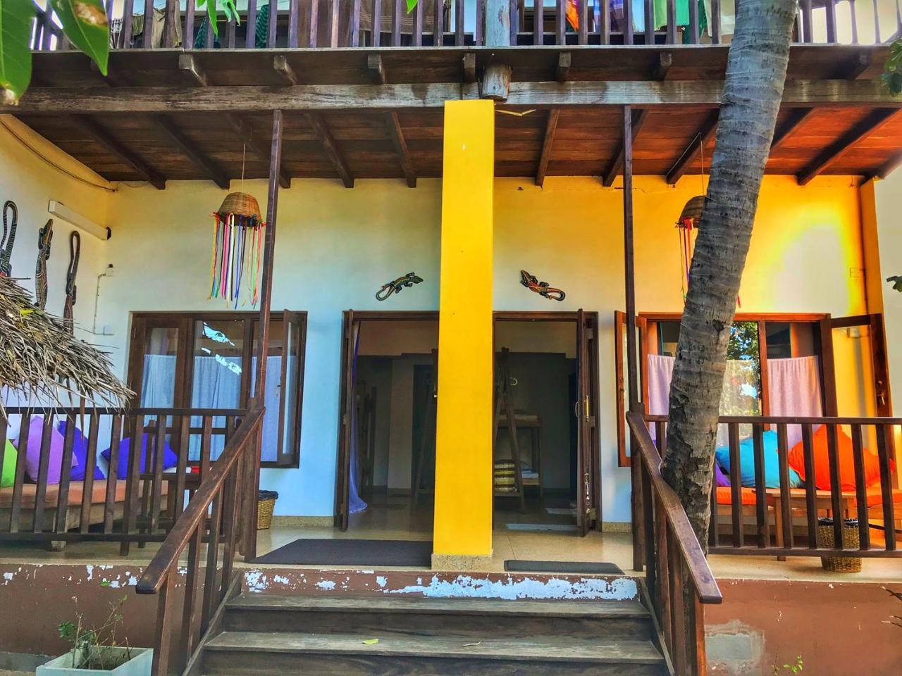 Gecko Restaurant & Rooms Arugam Bay Exterior photo
